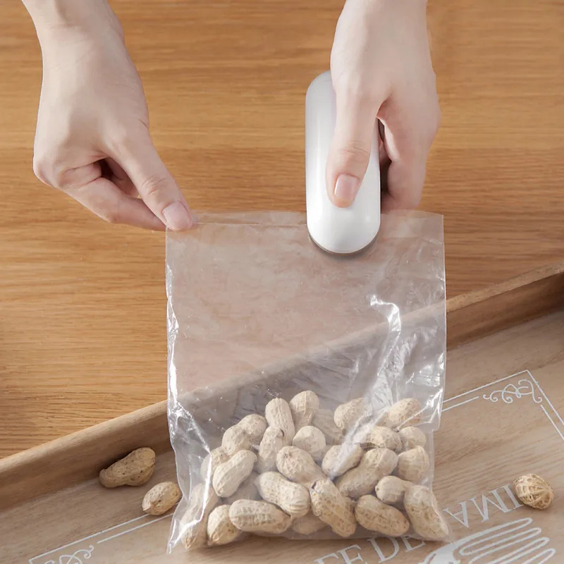 Food Storage Plastic Bag - Handy Mini Heat Sealer, Portable Plastic